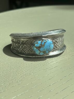 Golden Hills Turquoise Cuff / Navajo Made